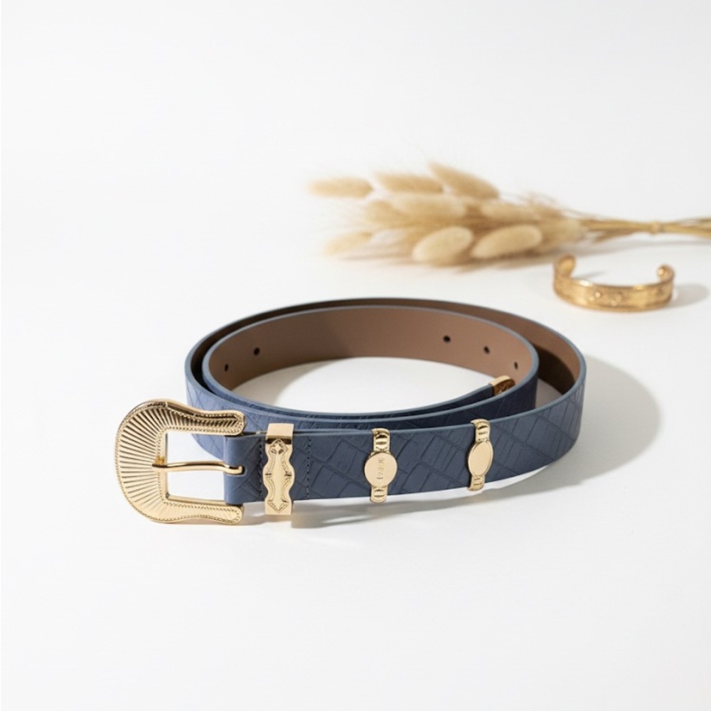 Elegant Navy and Gold Women's Belt